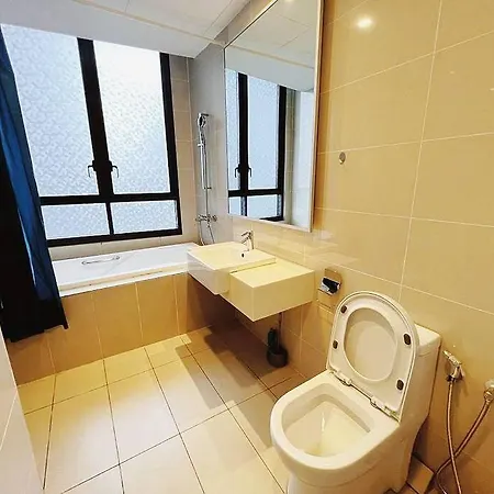 Promo Connected Train 2 Bedroom Kuala Lumpur Luaran gambar