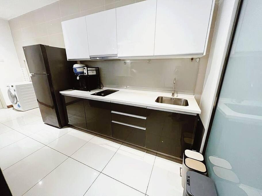 Promo Connected Train 2 Bedroom Apartemen *